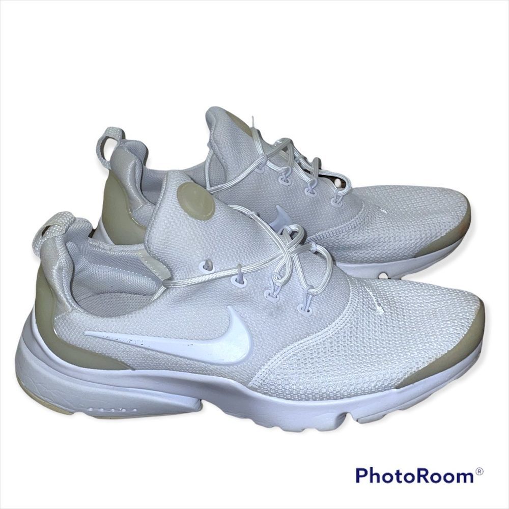 Nike Women's Presto Fly Lifestyle Shoes